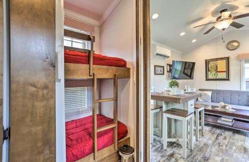 Pleasant Mount House | Tranquil Trails Cabin & Suites At Equestrian House