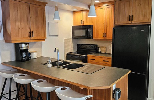 East Kootenay Condo | True Ski in - Ski out Mountain Retreat!