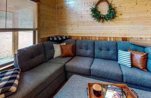 Stringtown House | Two adjacent cabins - channel access, kayaks, canoe & firepit - dog-friendly