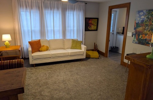 Amherst House | Unique 3-bedroom house centerly located in charming Historic Downtown Amherst.
