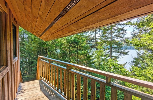 Saint-Faustin-Lac-Carre House | Unique treehouse by the lake | Lodging #01