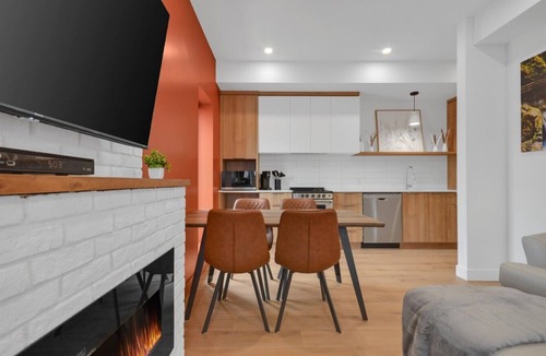 Rimouski-Neigette Apartment | Unit 104 - 55" TV - Netflix - Downtown