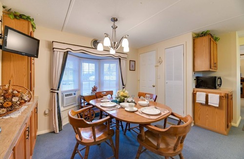 Lakemont House | Unwind in the heart of the FingerLakes