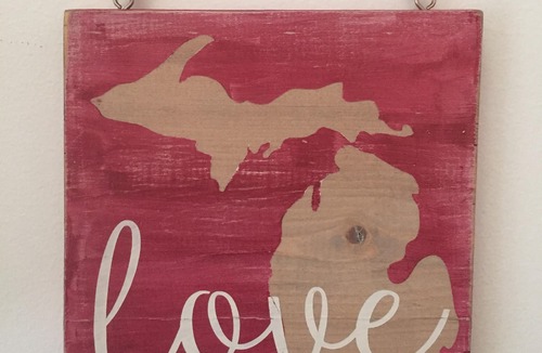 Petoskey Condo | Updated & clean, popular Lakeside Club spot