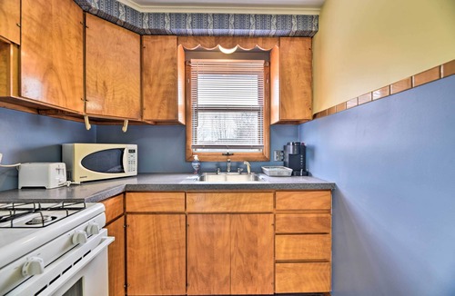 Athol Springs House | Vacation Rental ~ 9 Mi to Downtown Buffalo!
