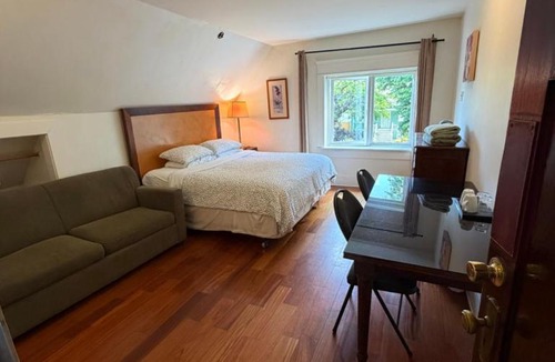 Mount Pleasant House | Van Guesthouse