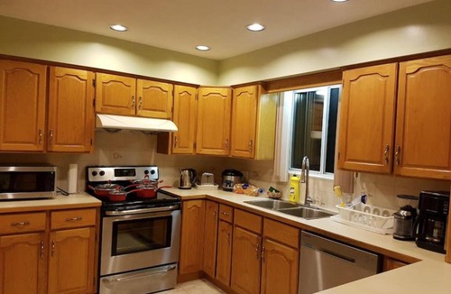 Renfrew-Collingwood Villa | Vancouver Euclid House
