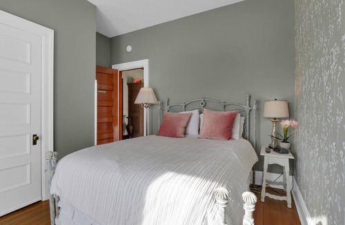 Olean Bed & Breakfast | Victoria Mansion 1895, Near SBU - AA Milne Room!