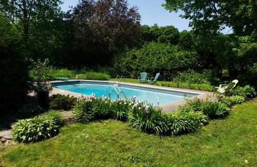 Brigham Hotel | Vignoble Bromont - Auberge & Boutique