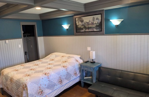Killam Hotel | Wagon Wheel Motel