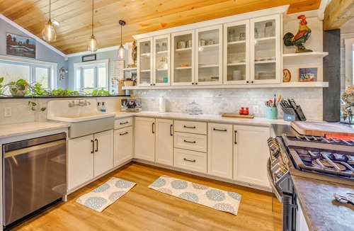 Lubec House | Walk to Beaches & Trails: Waterfront Maine Escape!