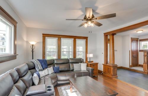 Sandusky House | Walk to Lake Erie: Spacious Home in Sandusky!