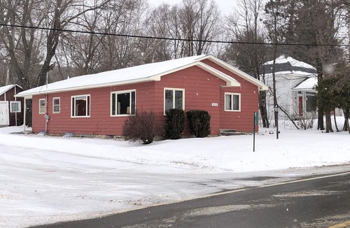 Walloon Lake House | Walloon Village Main Street Cottage