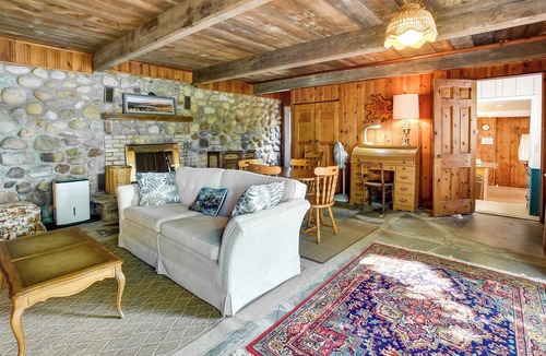 Scottsburg Cottage | Waterfront Escape on Loon Lake: Private Beach!