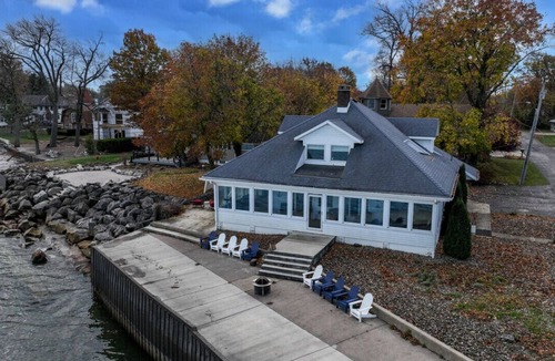 Huron House | Waterfront Lake House with stunning views of Lake Erie!