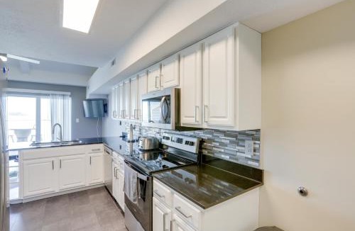 Put-in-Bay House | Waterfront Middle Bass Condo w/Lake Erie Views!
