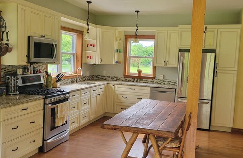 Westport House | Waterfront Retreat-Hot Tub & Sauna 10 min walk to downtown shops and restaurants