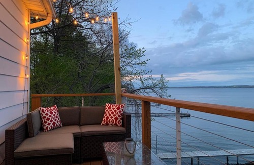 Geneva House | Waters Edge Lakefront with Kayaks Fire Pit and Dock