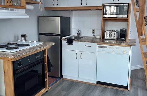 Beaupre Condo | ✨ Welcome to MontOasis ✨ Your peaceful retreat in the heart of Beaupré, Québec