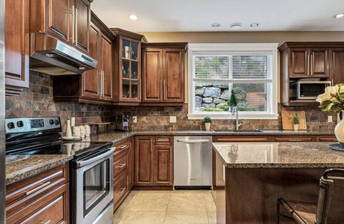 Bear Mountain Resort House | West Coast Retreat on Bear Mountain | Family + Golf