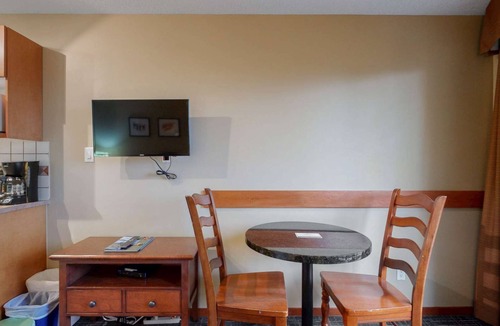 Village North Hotel | Whistler - Cascade Lodge 501