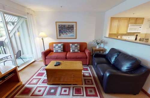 Village North Condo | Whistler - Stoney Creek - Lagoons - LG16