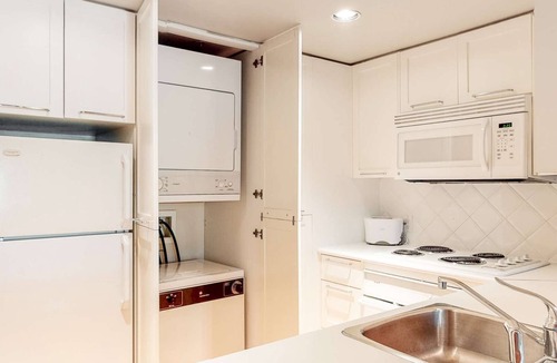 Whistler Village Hotel | Whistler - Whistler Peak Lodge 421