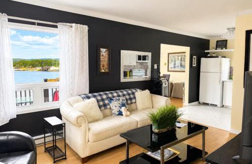 Little Harbour House | Wild Rose Cottage Purcell's Harbour Twillingate