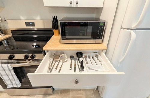 Southwest Gordon Estate Apartment | Willoughby Nest - Private Guest Suite in Langley - Your Metro Vancouver Oasis