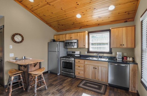 Millersburg Cottage | Willow Cottage at Hillside Hideaways-1BR/1BA-Private Getaway in Amish Country
