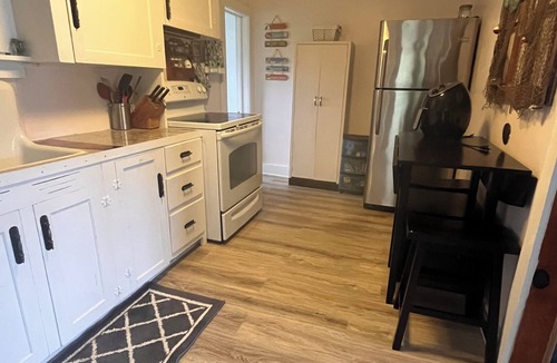 Hammondsport Cottage | Windwood Cottage on Waneta