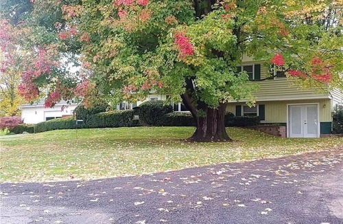 Town of Benton House | Wine Country Lodge
