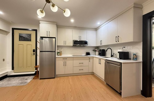 Delta House | World Cup Ready | Near YVR & Stadium |Fan Friendly