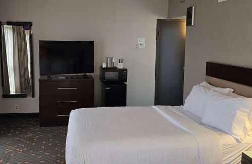 Downtown Rochester Hotel | Wyndham Rochester Downtown