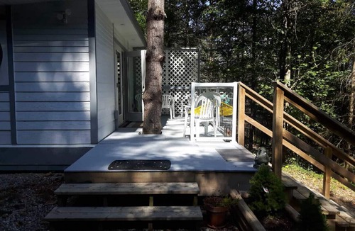 Cobble Hill House | Xanadu Escape - Luxury in the Trees - Swim Spa