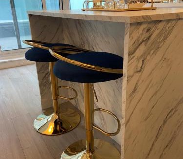 Bloor-Yorkville Hotel | Yorkville Terrace