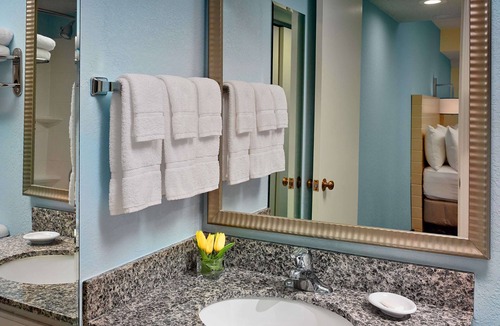 Westlake Hotel | Your Home Away From Home! Free Parking, Pets Allowed