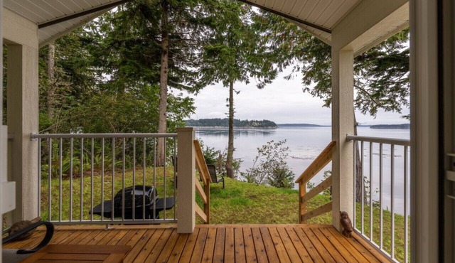 04 - Eagle`s Nest Cottage By The Sea at Alder Bay
