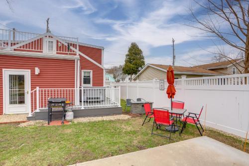 1 Block to Beach: Home w/Hot Tub in Port Clinton!