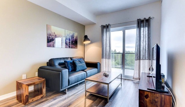 1BR Retreat with Terrace near Canadian Tire Centre