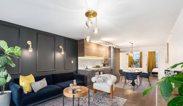 2 Bedroom + 2 Full Bathroom trendy Apartment