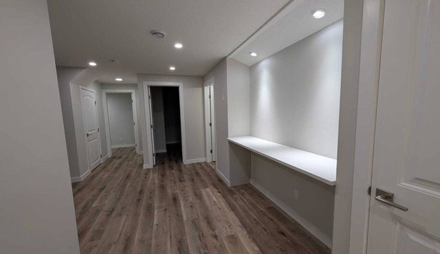 2 Bedroom Suite (Contact for Short-stay)