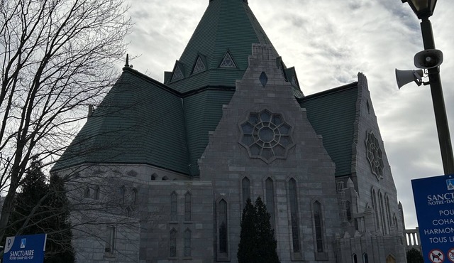 224 The Beauty of Cap-de-la-Madelaine