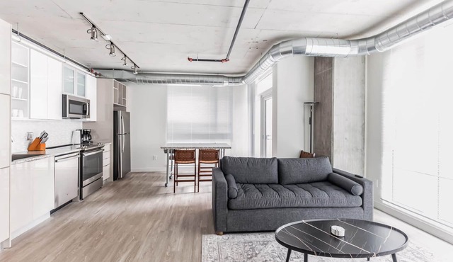 2BR/3BA combined apartments with city views