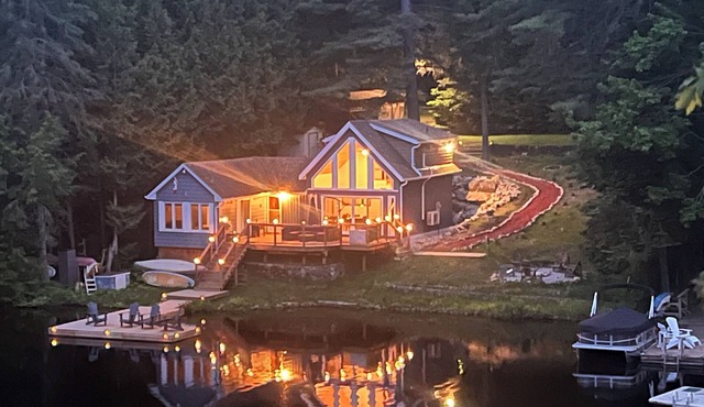 3 bedroom waterfront cottage on quiet Sunny Lake in Muskoka.