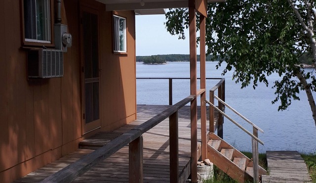 3 Cottages on the water with a spectacular view