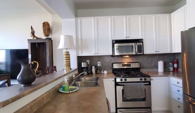 3BDR House in Oakville Luxury Style & Comfort