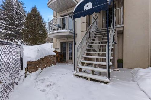 5 min Saint-Sauveur Best Loft with fireplace
