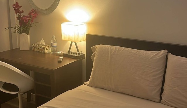 #6 (5 STAR PRIVATE ROOM) CALIFORNIAN NEST{5kms 4m Airport}