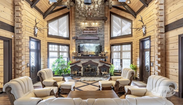 6 bdrm 6 bath Log oasis on Lake Simcoe! Sauna! Hot tub! Theatre! Boathouse!